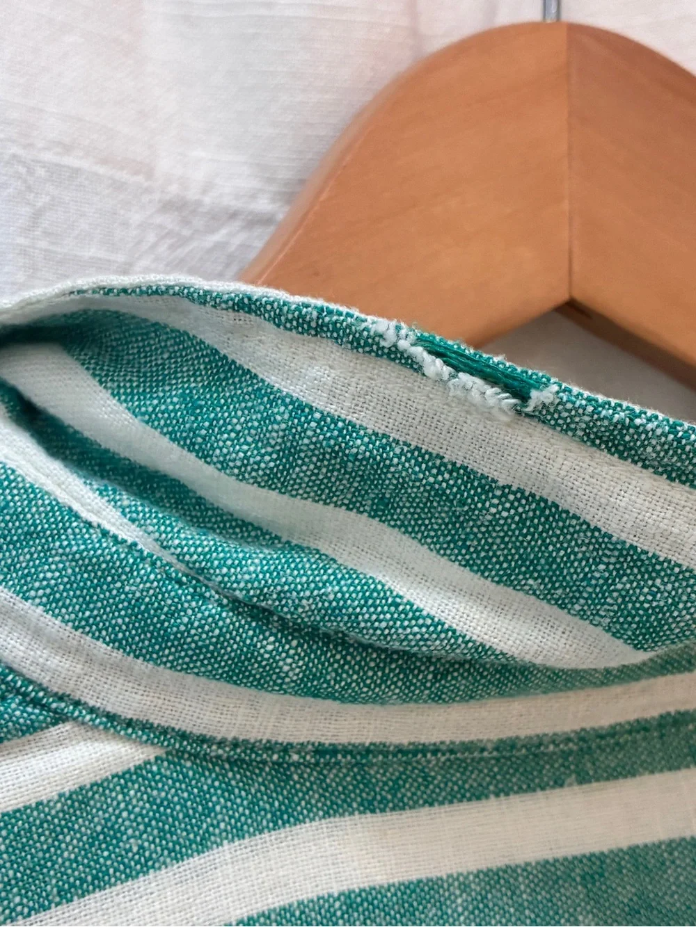 Universal Thread Green and White Relaxed Linen Shirt / Beach Cover Up - Picture 6 of 6